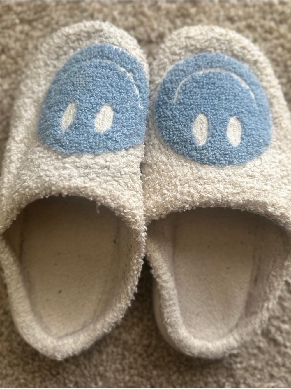 Women’s Smiley Slippers
